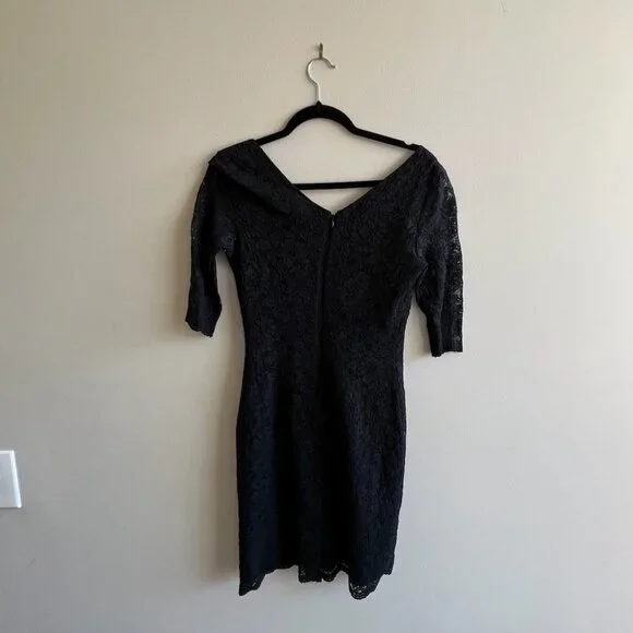 Banana Republic Lace Dress - Picture 3 of 3